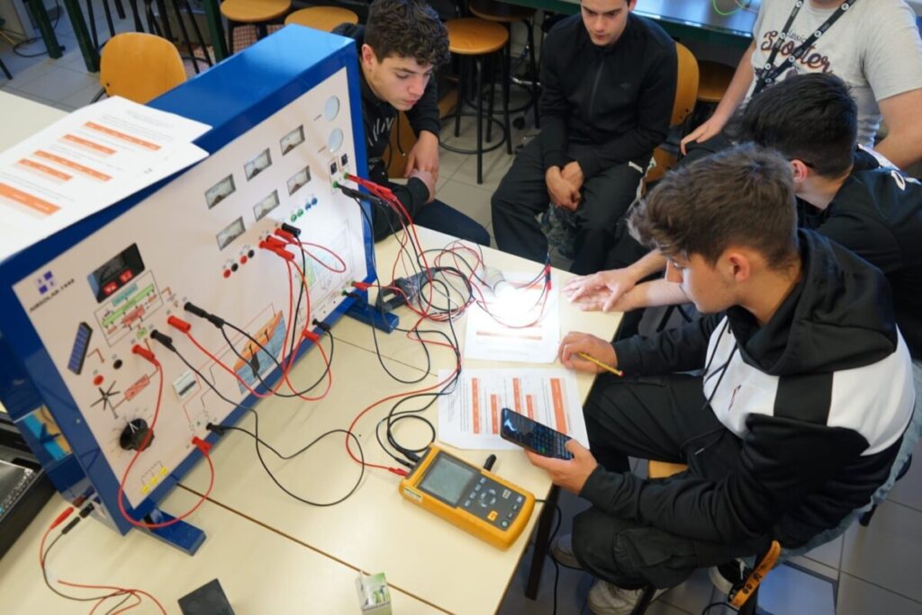  Viseu: Segunda edição do Dia Aberto da Engenharia Elétrica em abril no Politécnico