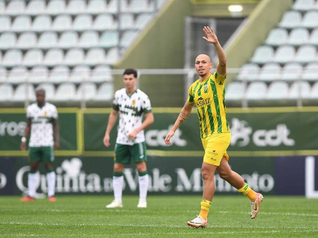 cícero cdtondela Médio do CD Tondela eleito o melhor de dezembro