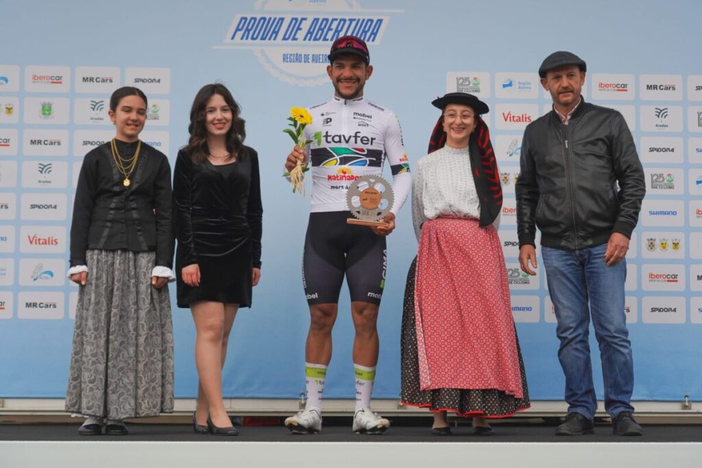  Equipa de ciclismo de Mortágua garante primeiro pódio da época