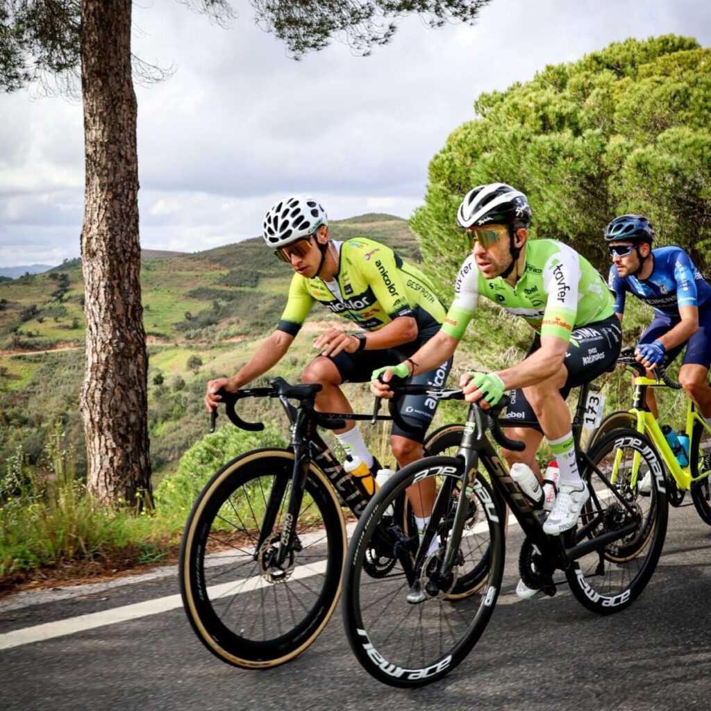  Ciclista da Tavfer sofre acidente na Volta ao Algarve