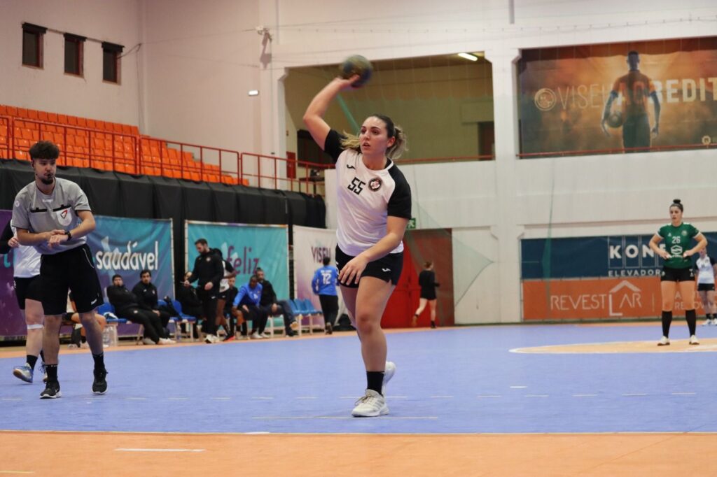  Tragam os bombos! Lusitano de Vildemoinhos desafia Benfica na Taça de andebol feminino