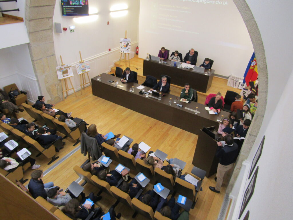  Alunos de Viseu foram deputados por um dia para debater as Tecnologias de Informação